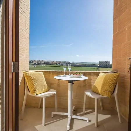 Villa Ta' Dbiegi Għarb