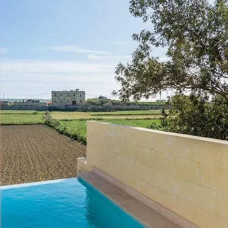 Ta' Dbiegi Villa *