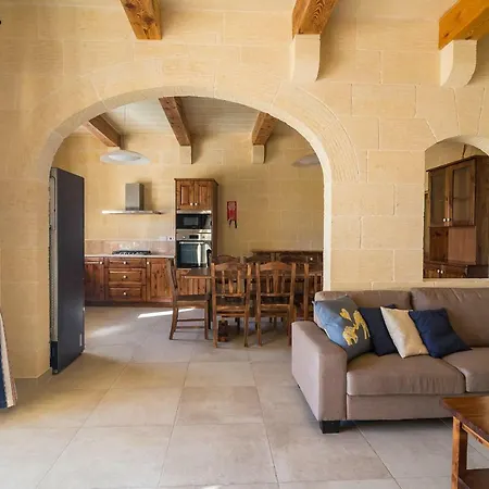 Villa Ta' Dbiegi *
